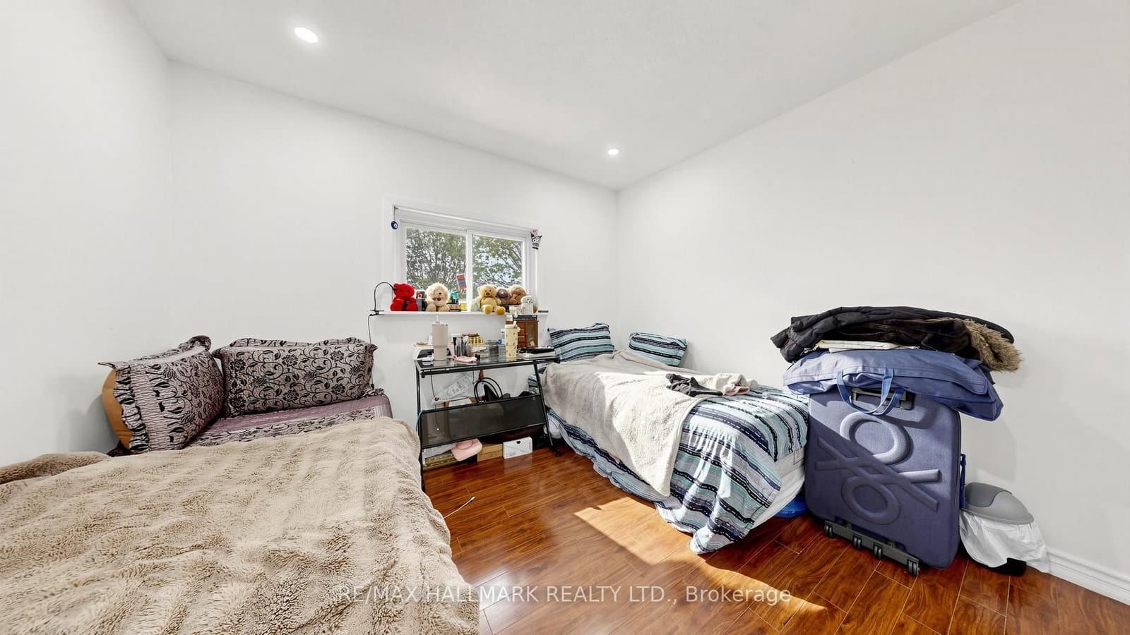 46 Collins Crescent thumbnail 18