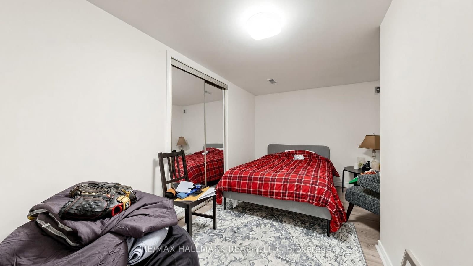 46 Collins Crescent thumbnail 30
