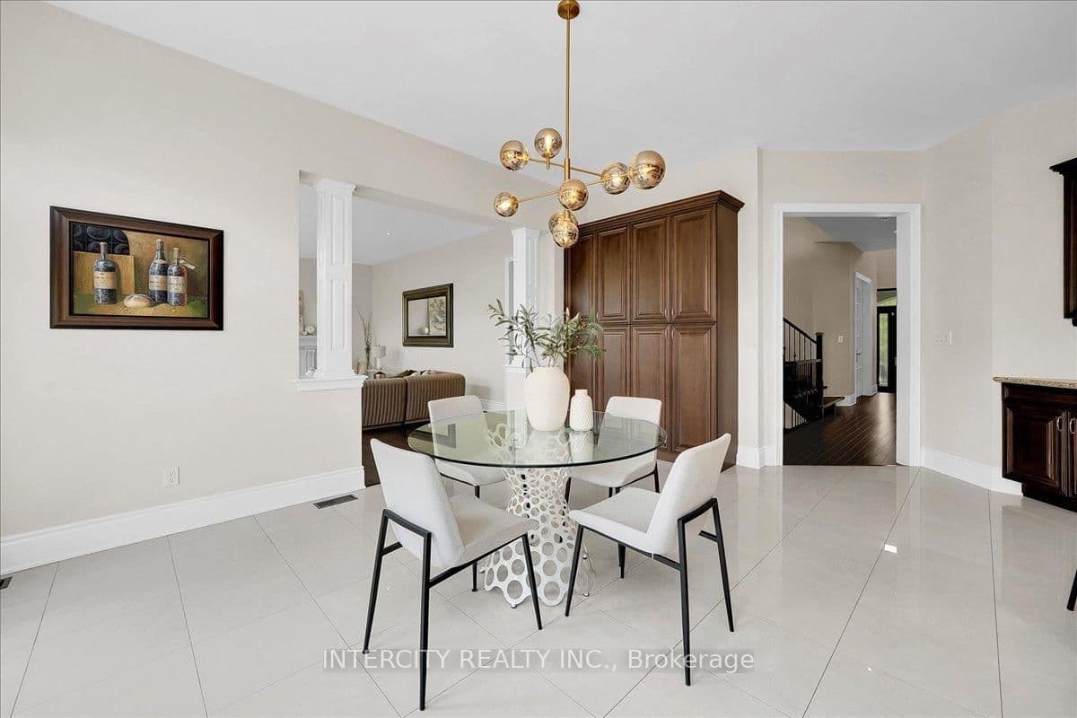 233 Carisbrooke Circle thumbnail 20