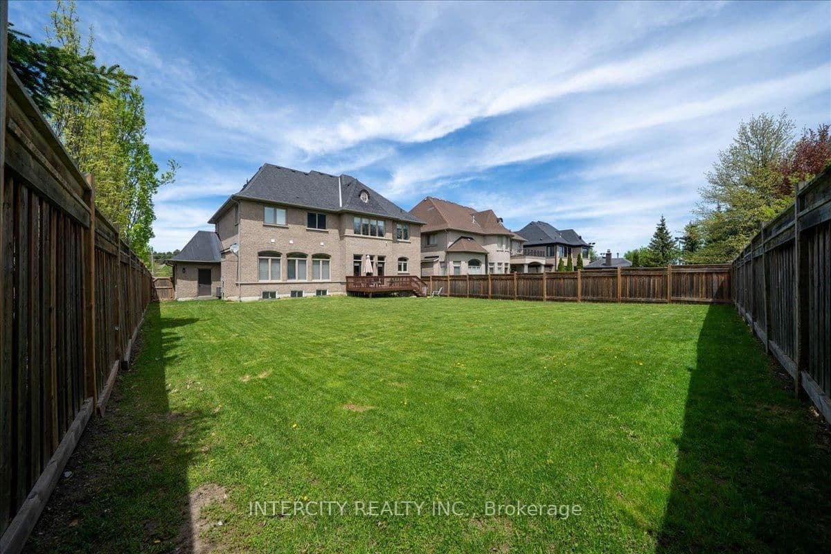 233 Carisbrooke Circle thumbnail 47