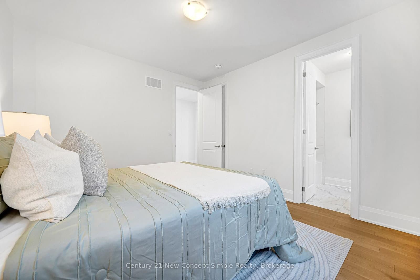 178 Leslie Richards Street thumbnail 32