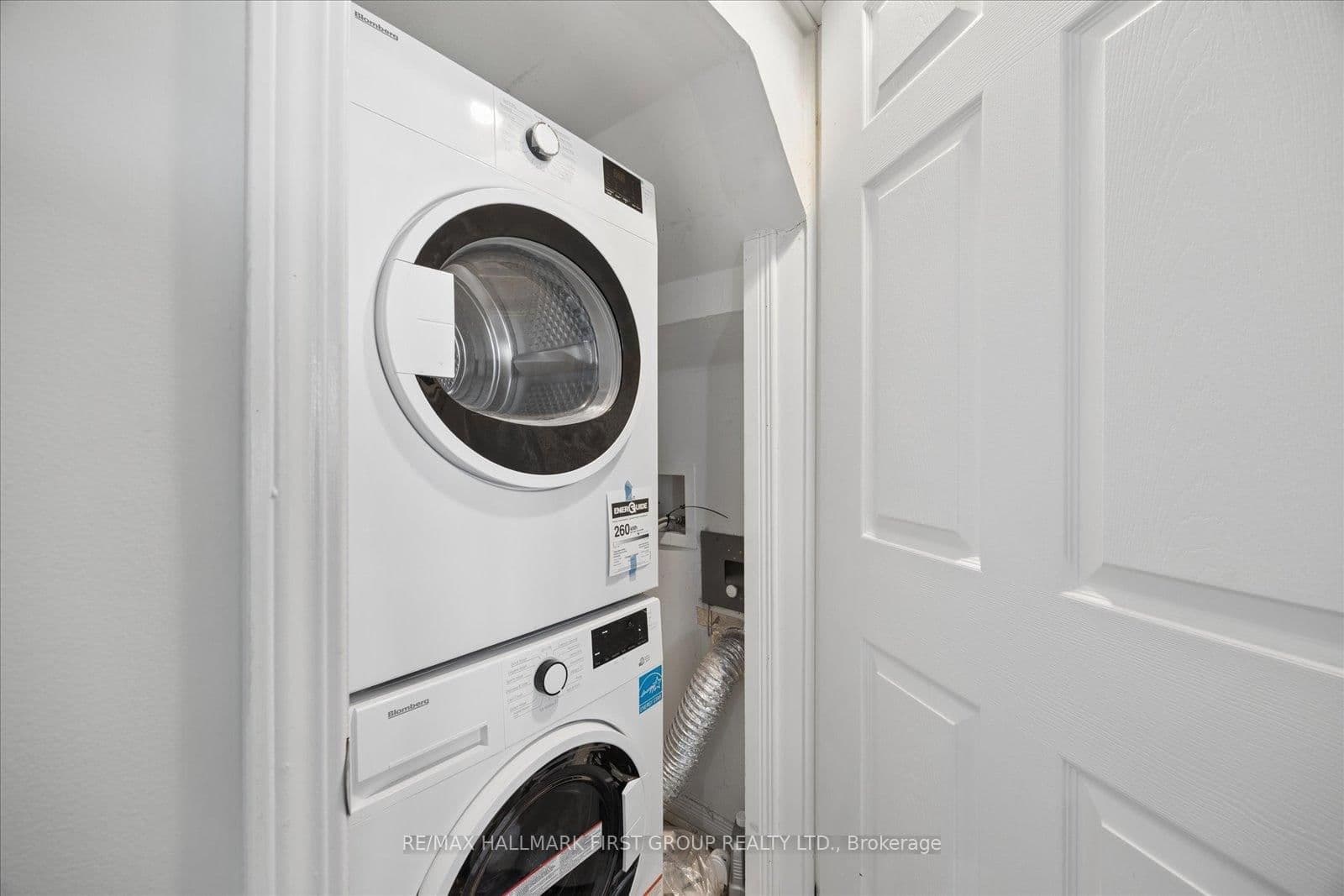 2067 Bur Oak Avenue, Unit 3 thumbnail 13