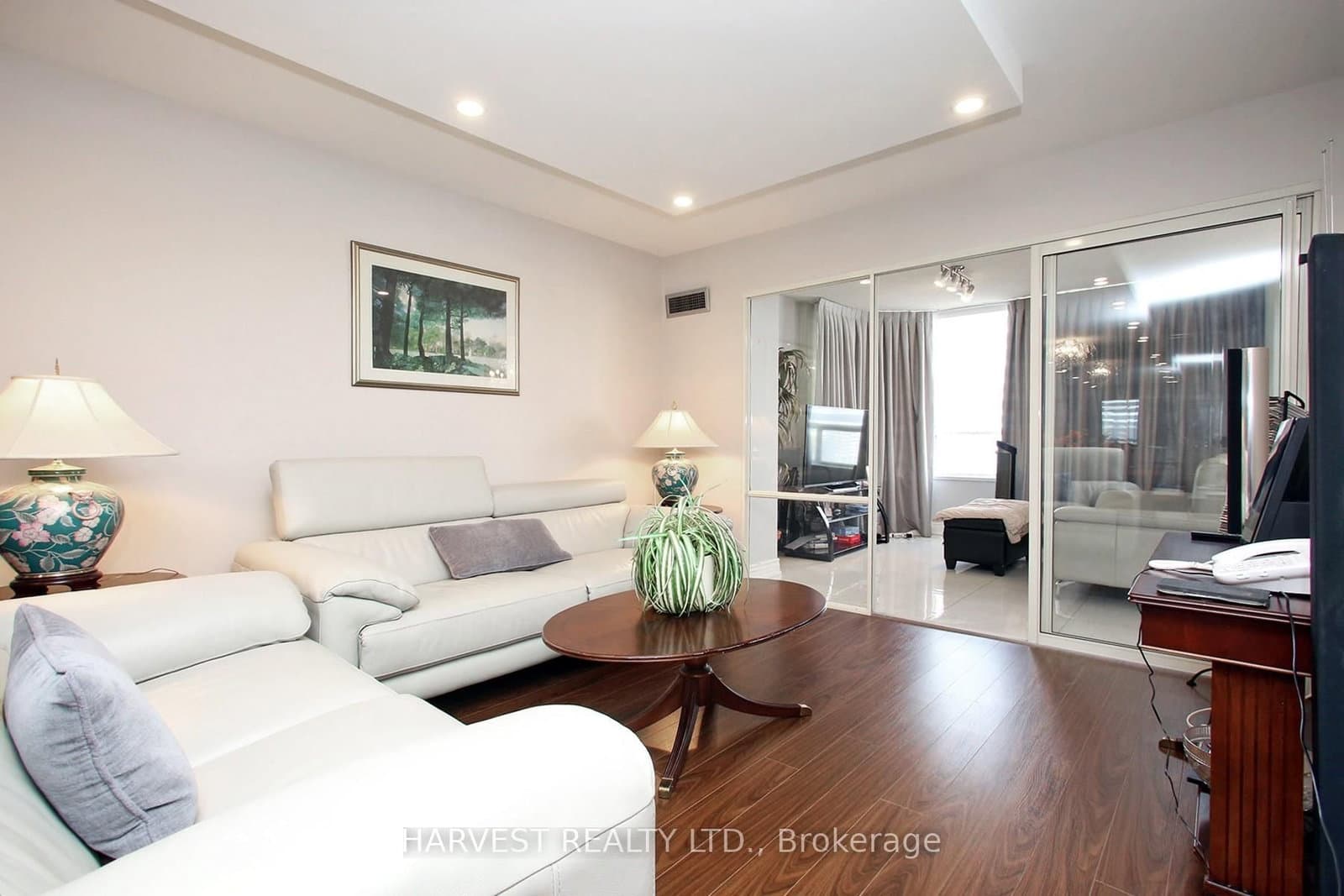 7 Townsgate Drive, Unit 1402 thumbnail 22