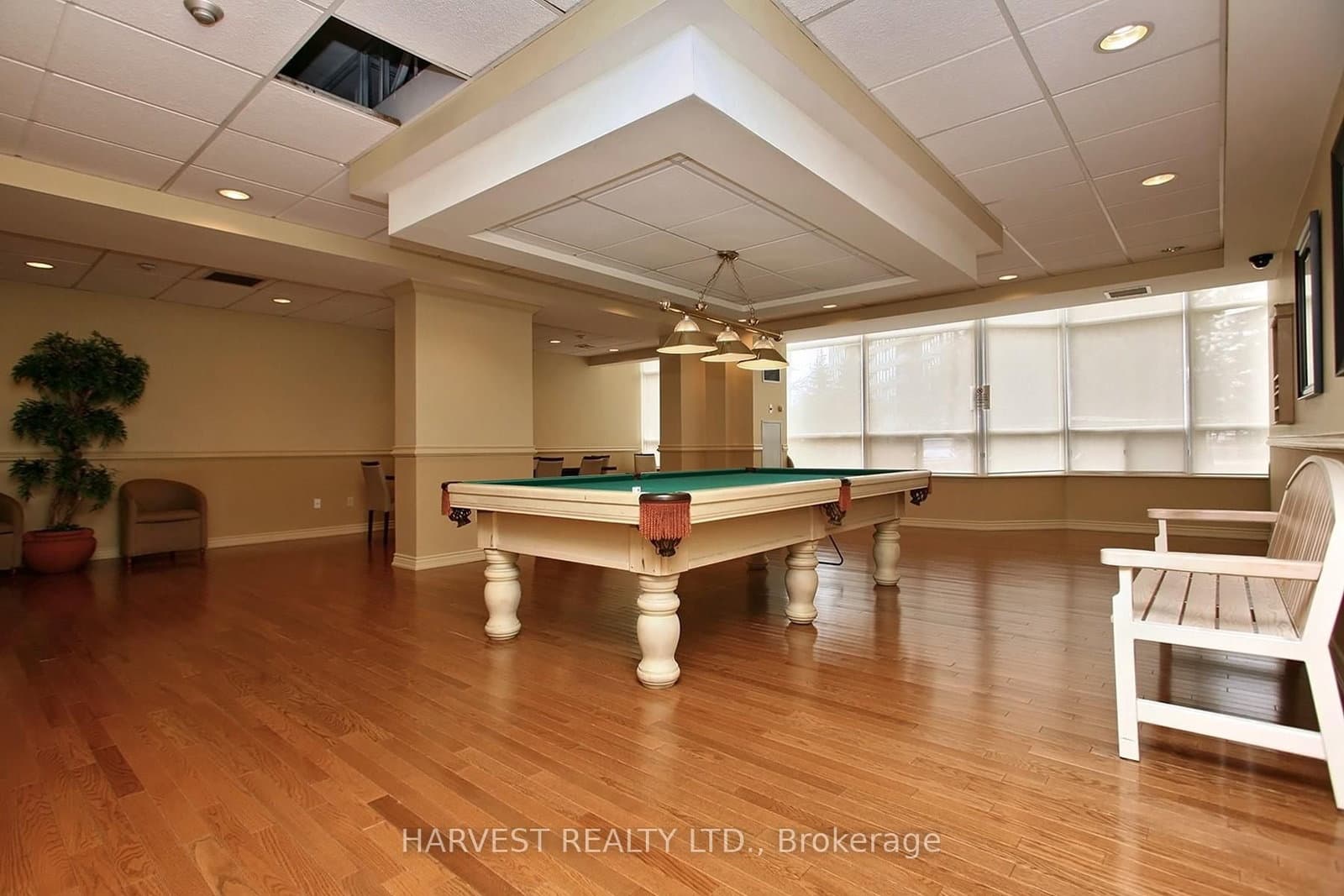 7 Townsgate Drive, Unit 1402 thumbnail 32