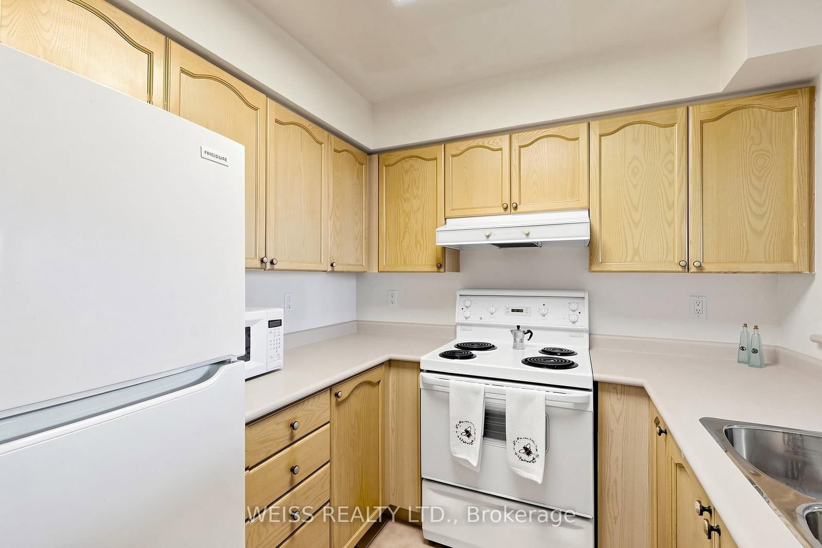 5 Emerald Lane, Unit 710 thumbnail 12