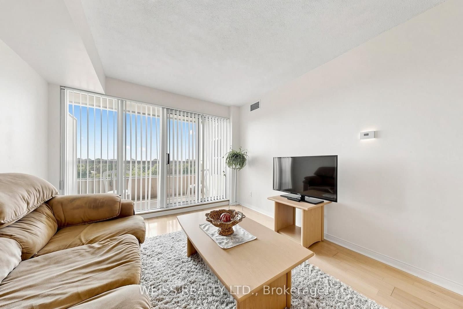5 Emerald Lane, Unit 710 thumbnail 9