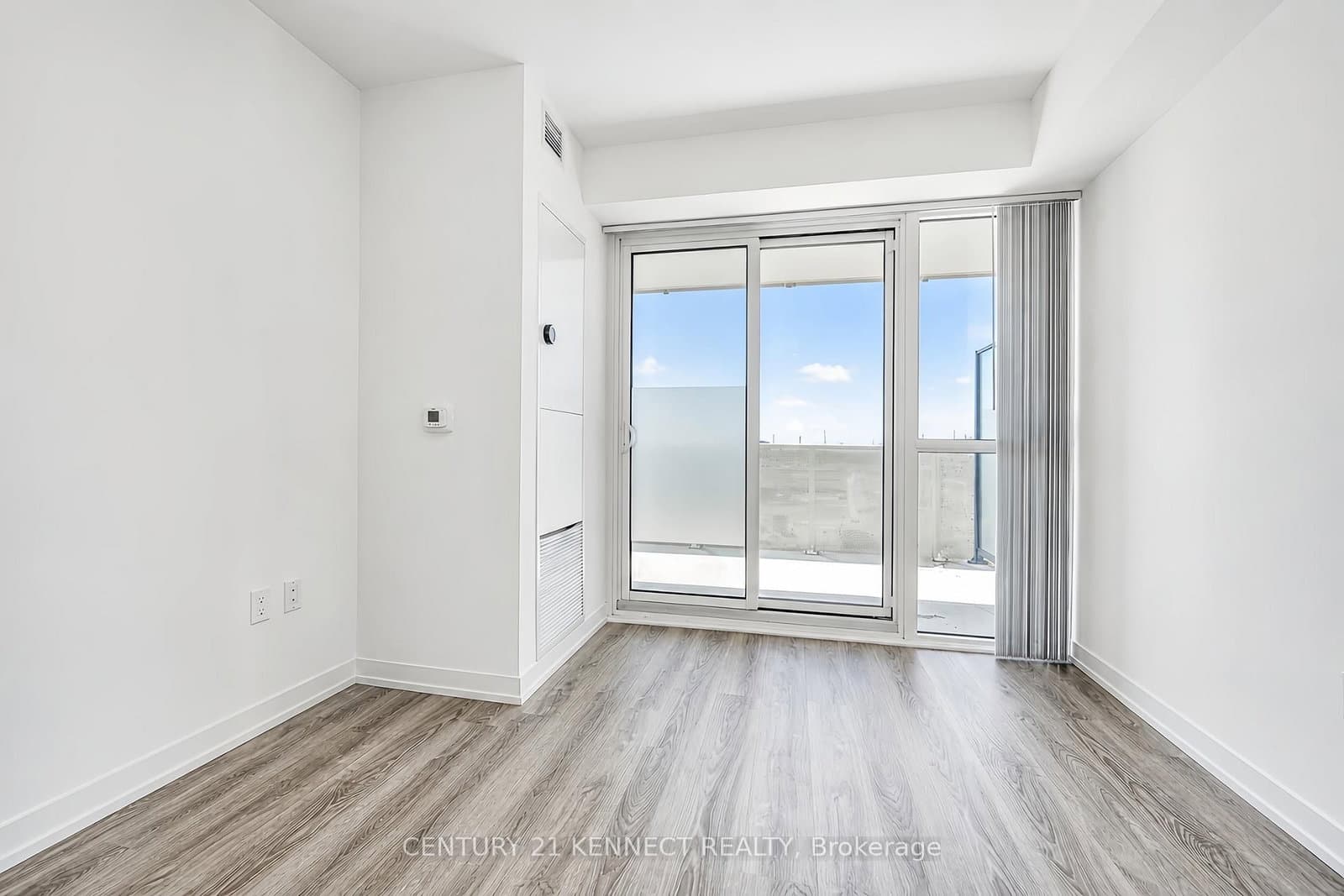 195 Commerce Street, Unit 303 thumbnail 16