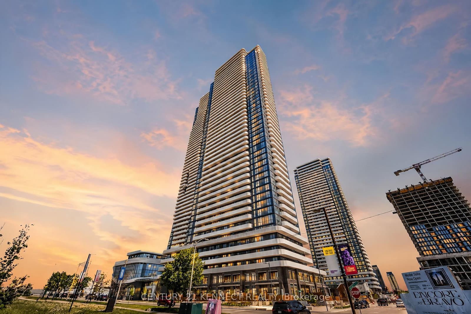 195 Commerce Street, Unit 303 thumbnail 2