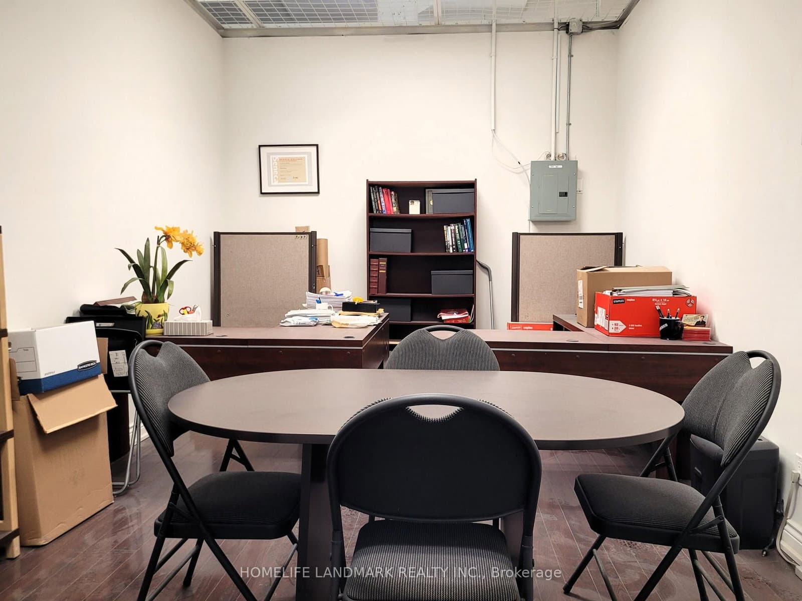 7181 Yonge Street, Unit 160 thumbnail 2