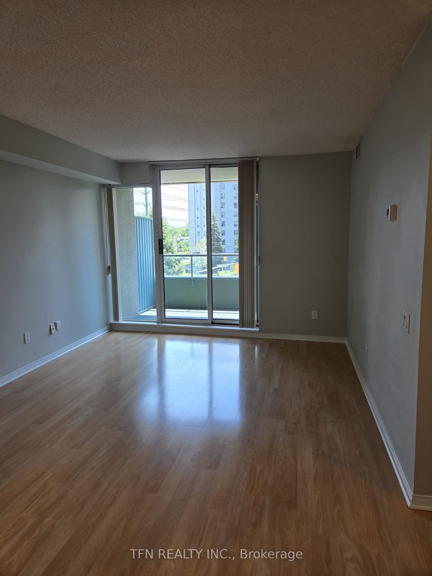 1 Emerald Lane, Unit 309 thumbnail 3