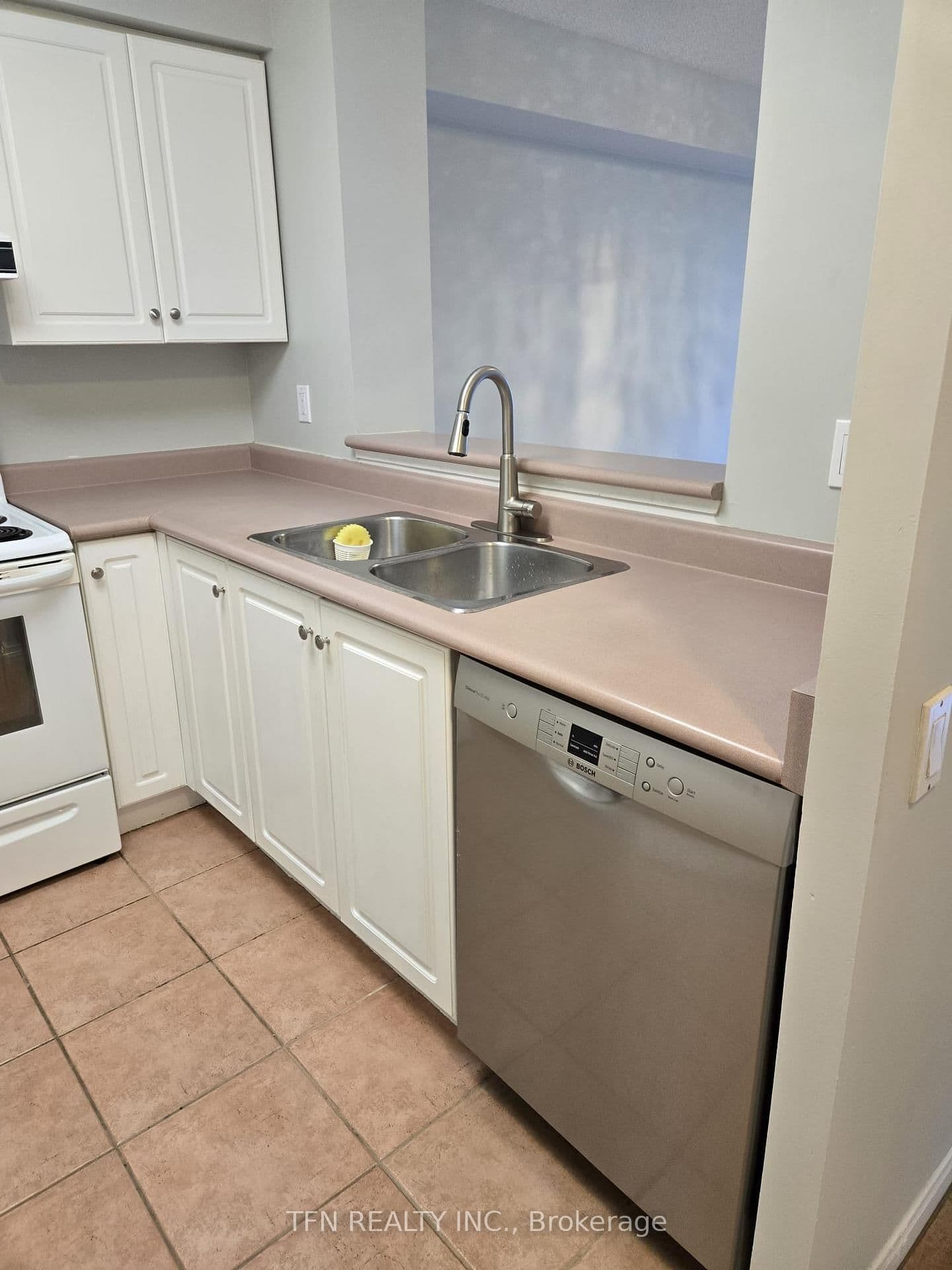 1 Emerald Lane, Unit 309 thumbnail 7