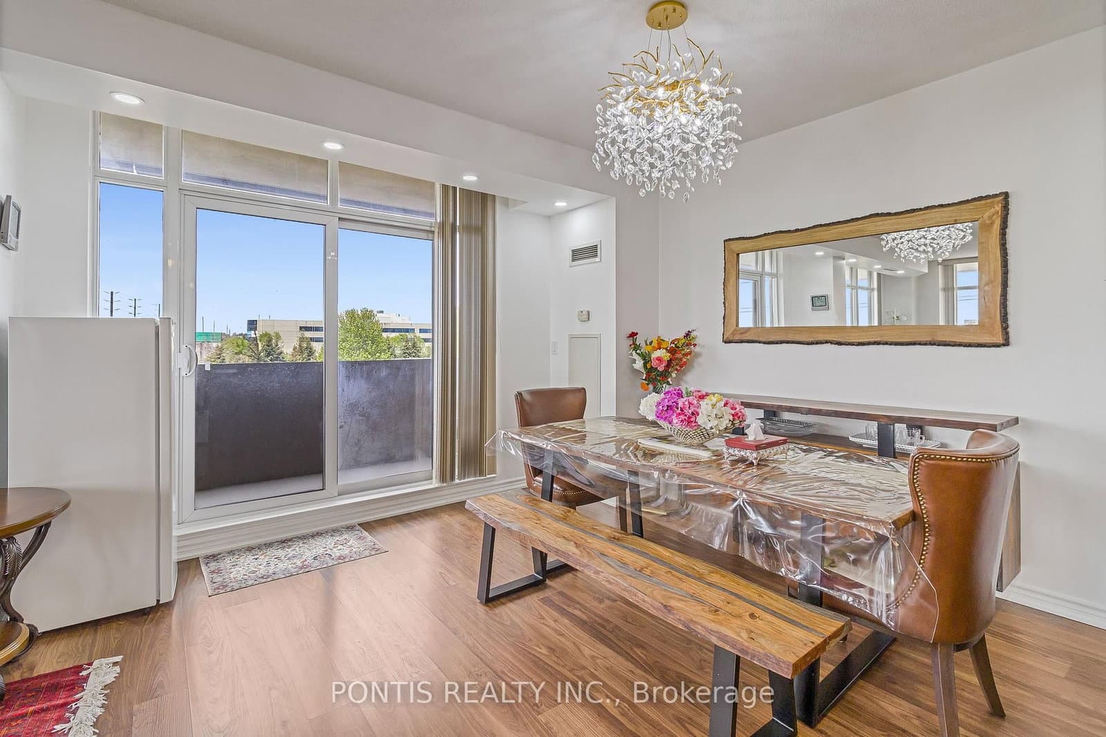 9235 Jane Street, Unit 412 thumbnail 11