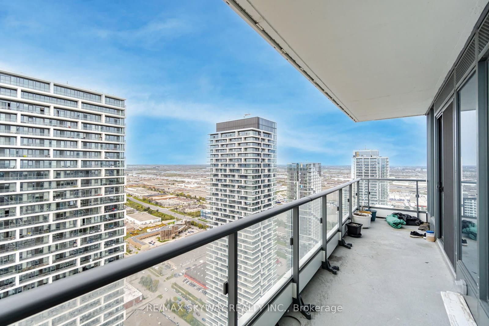 5 Buttermill Avenue, Unit 5702 thumbnail 25