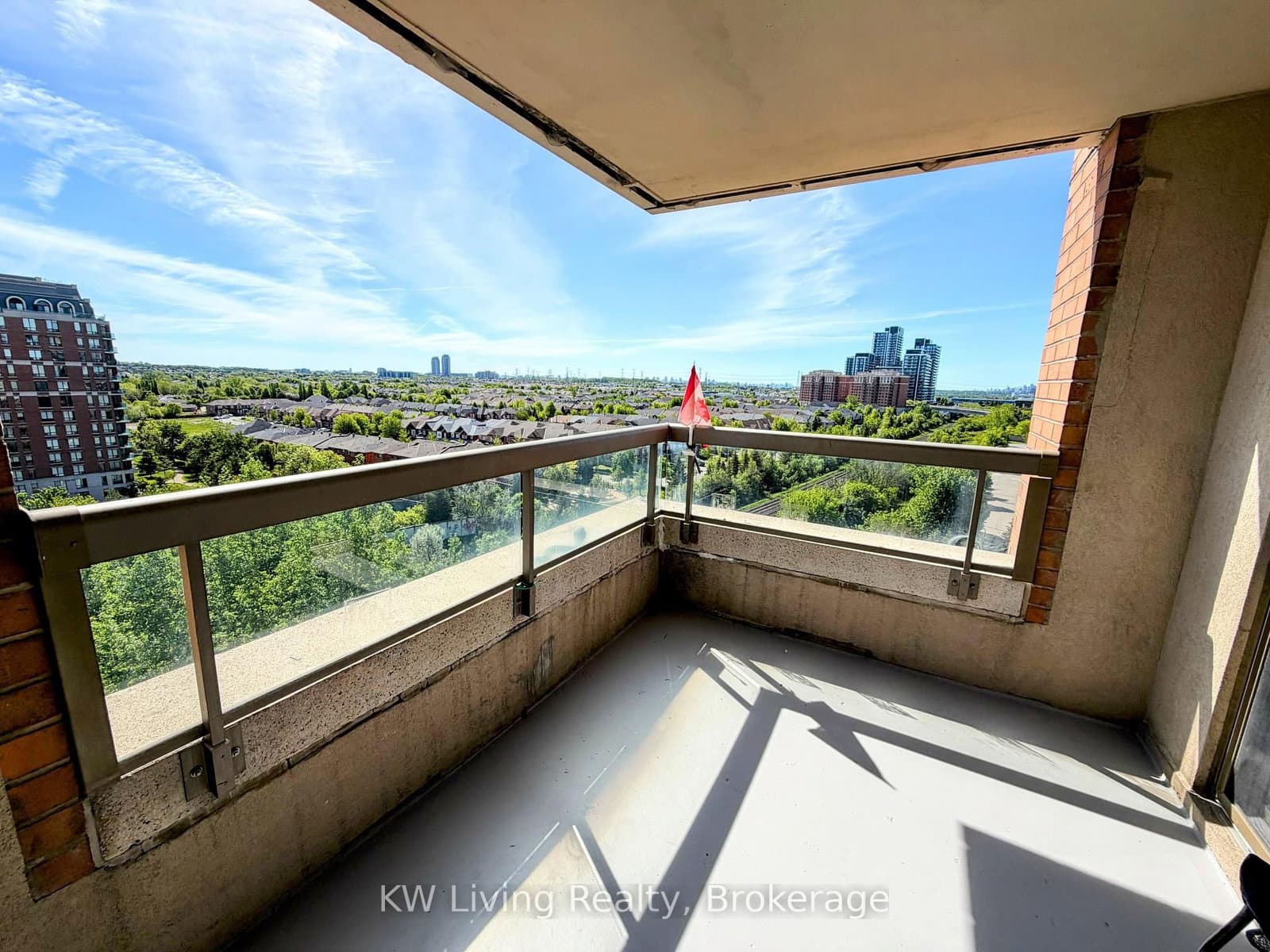 29 Northern Heights Drive, Unit 1005 thumbnail 23