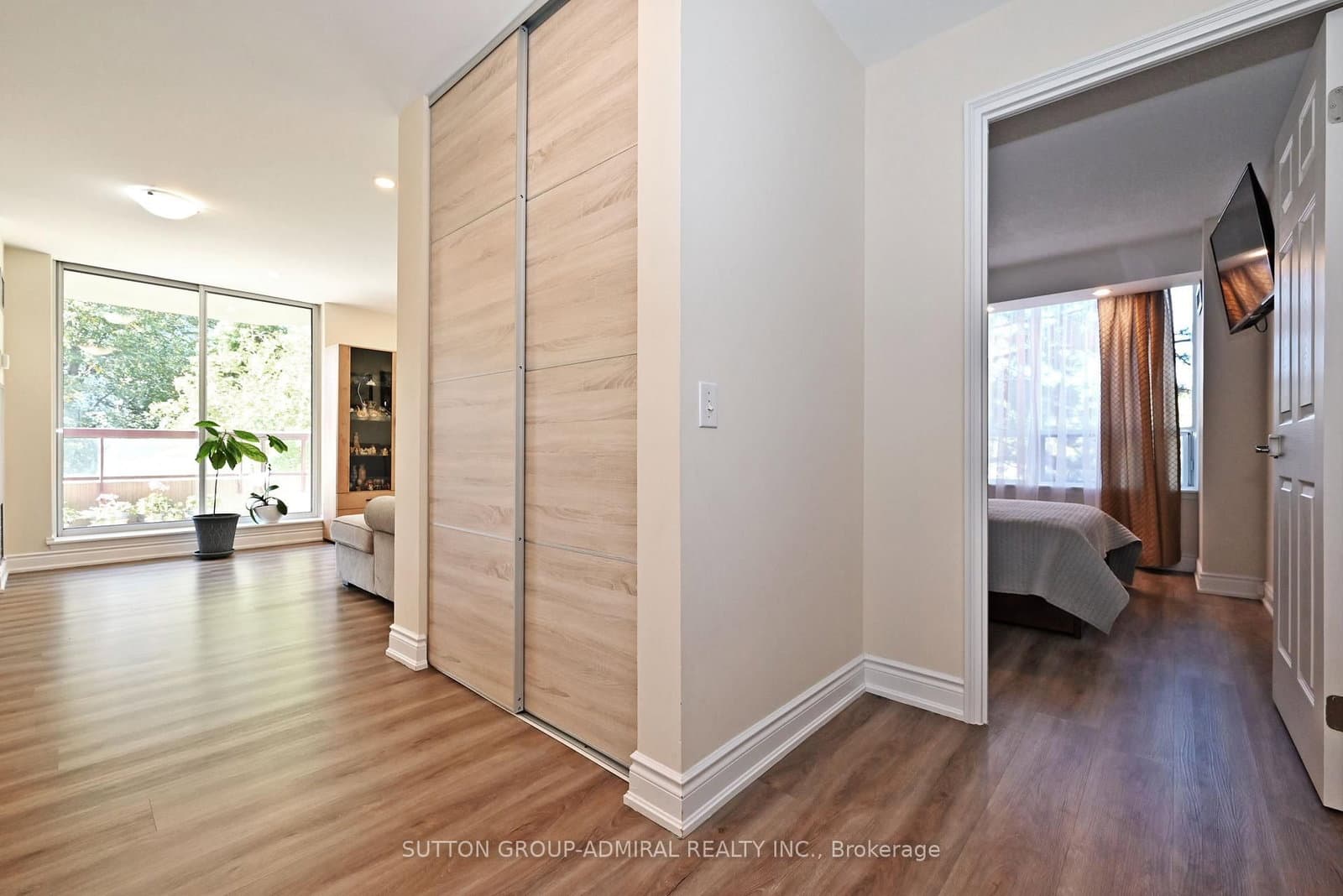 91 Townsgate Drive, Unit 203 thumbnail 32
