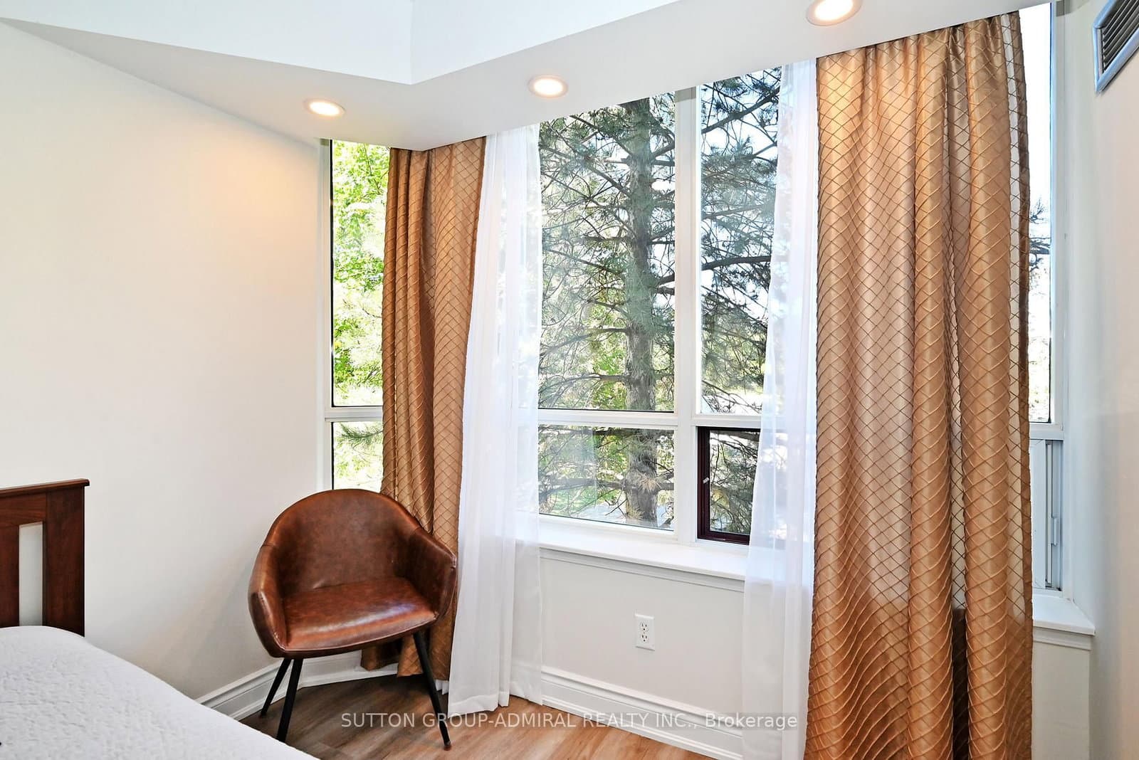 91 Townsgate Drive, Unit 203 thumbnail 34