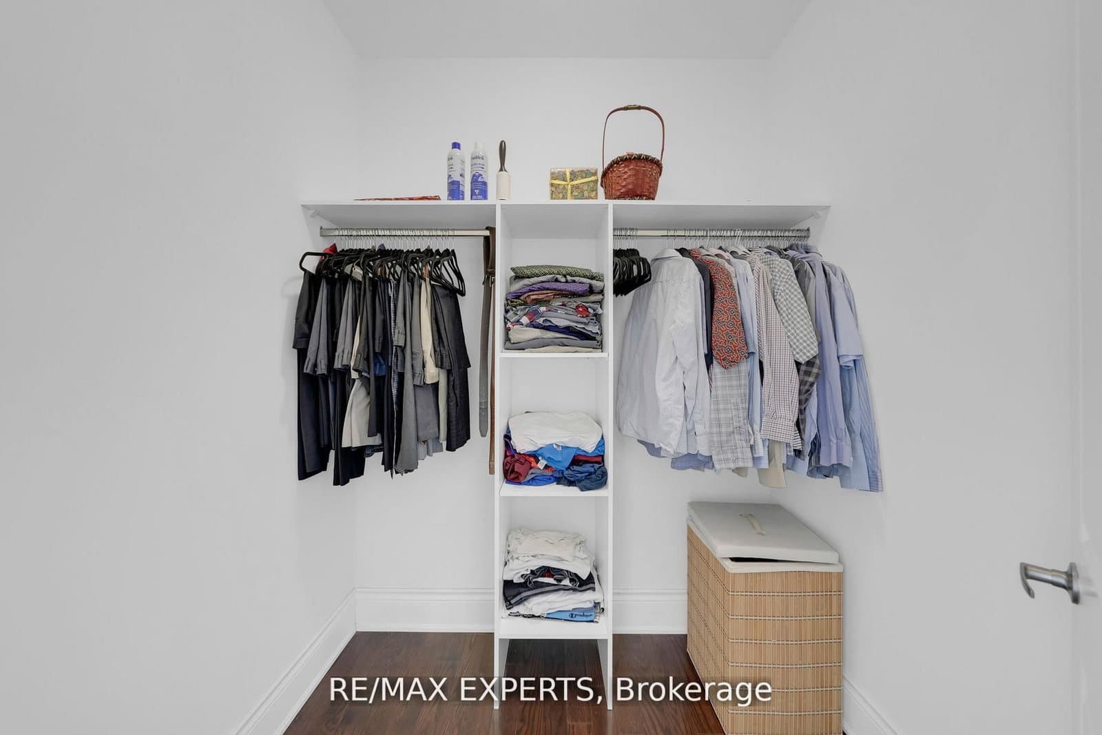 134 Orleans Circle thumbnail 36