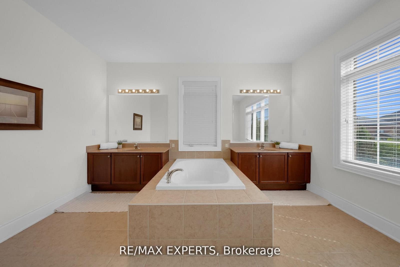 134 Orleans Circle thumbnail 38