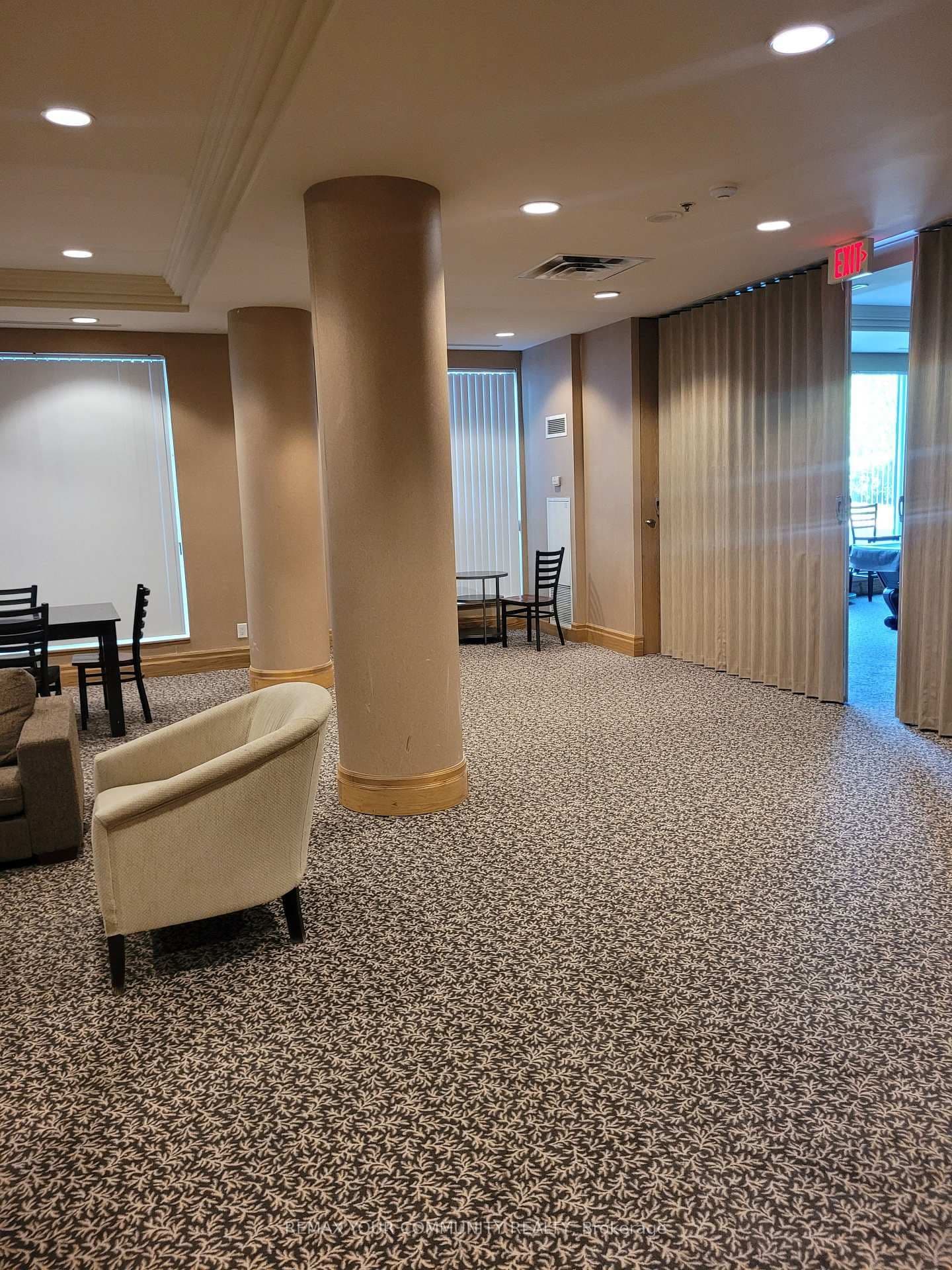 185 Oneida Crescent, Unit 616 thumbnail 4