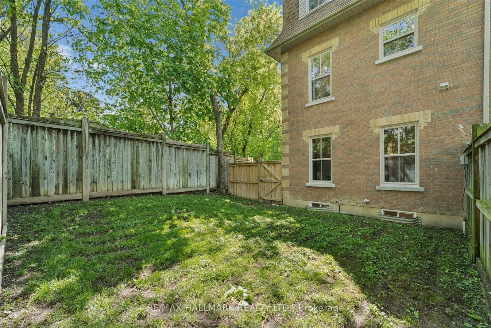 13 E J Lennox Way thumbnail 46