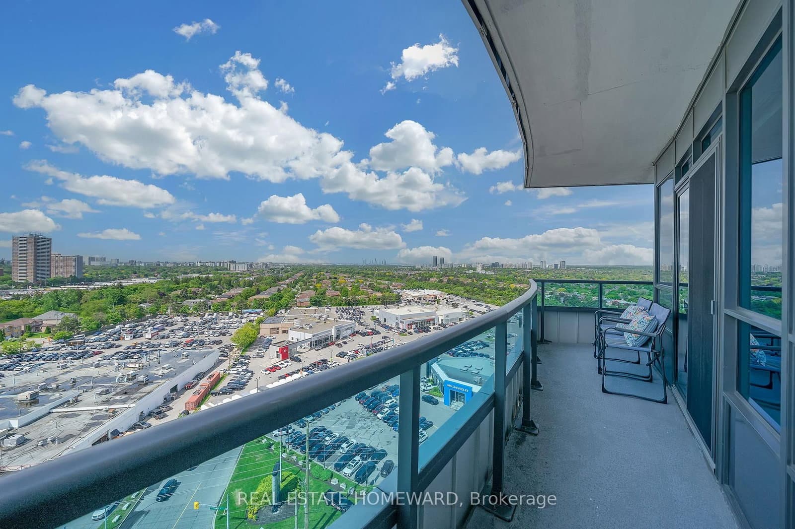 7161 Yonge Street, Unit 1525 thumbnail 19