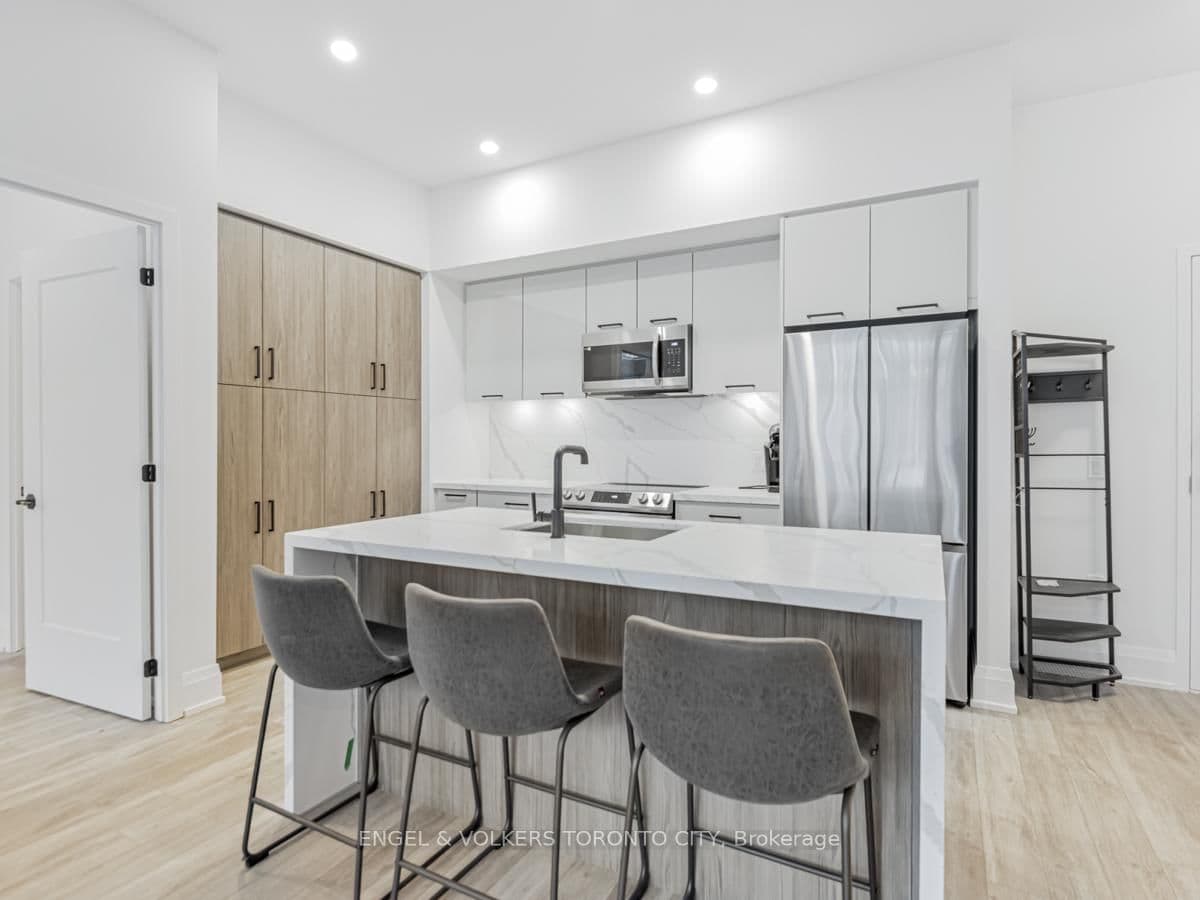 415 Sea Ray Avenue, Unit 128 thumbnail 5