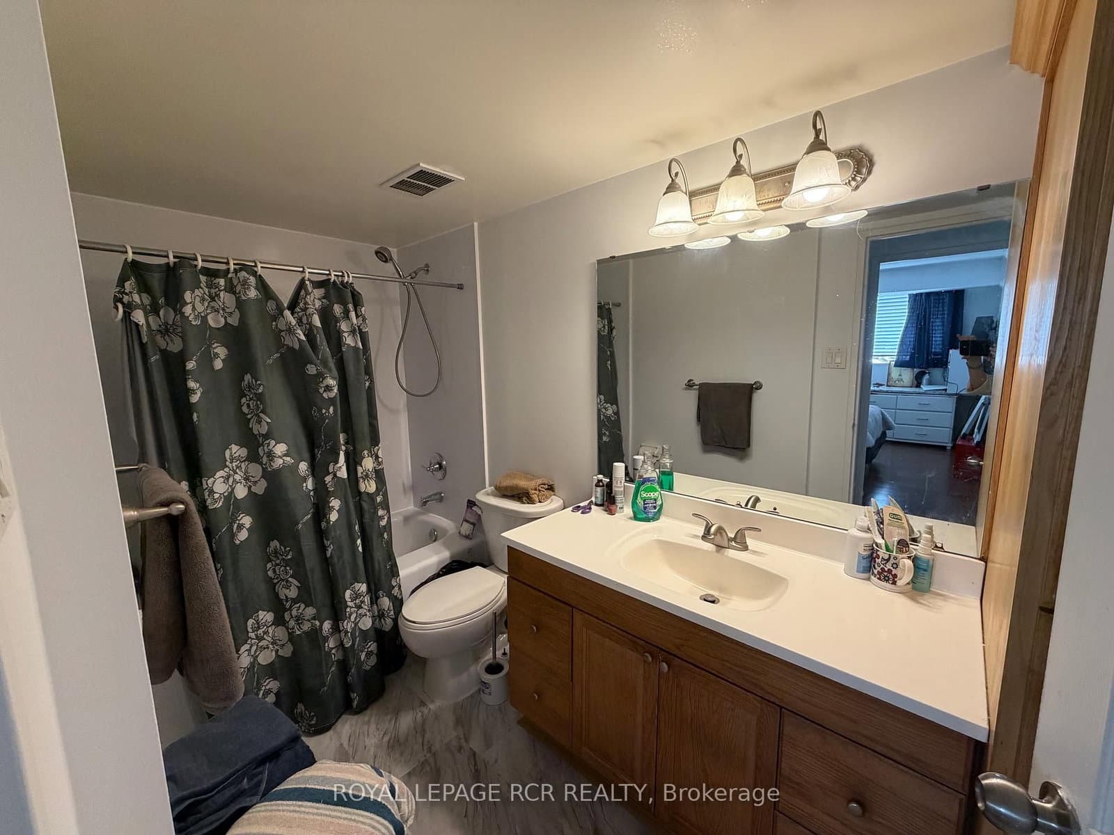 40 William Roe Boulevard, Unit 1011 thumbnail 14