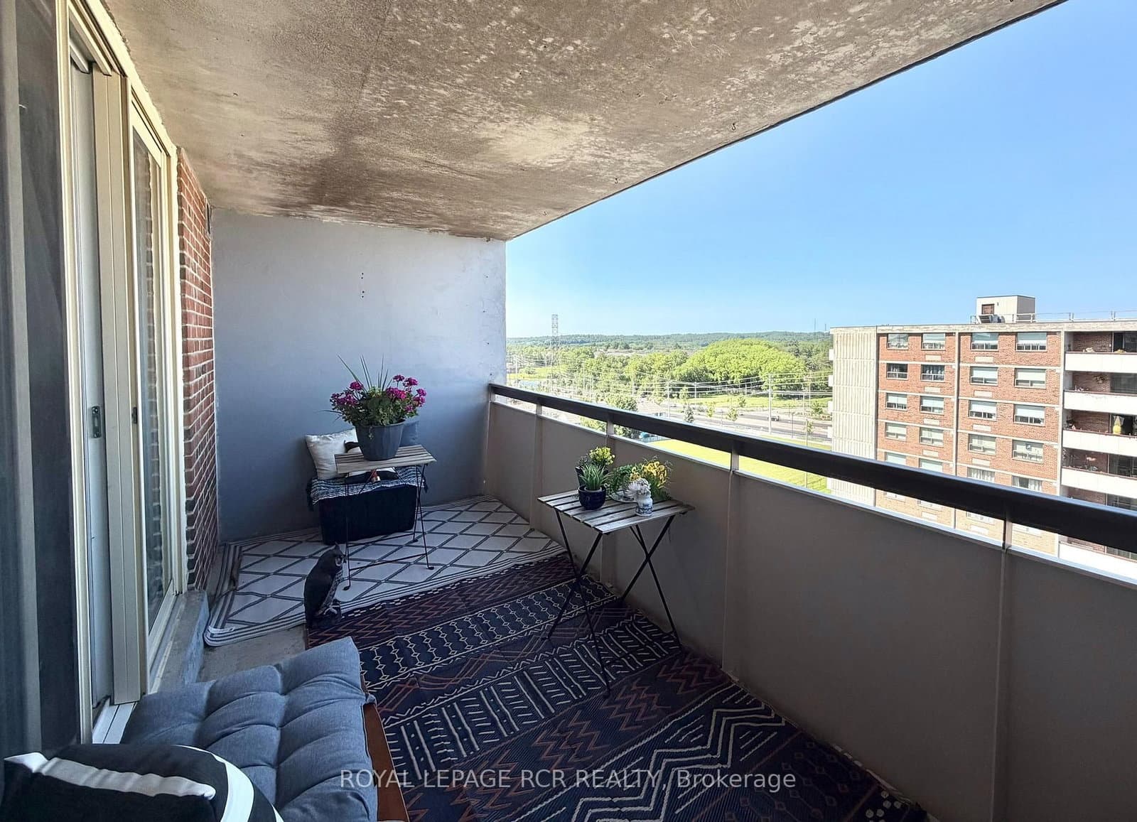 40 William Roe Boulevard, Unit 1011 thumbnail 16