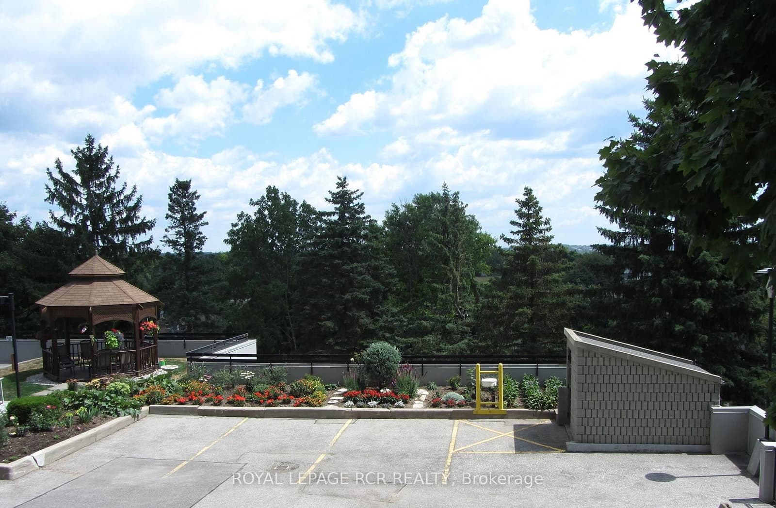 40 William Roe Boulevard, Unit 1011 thumbnail 25