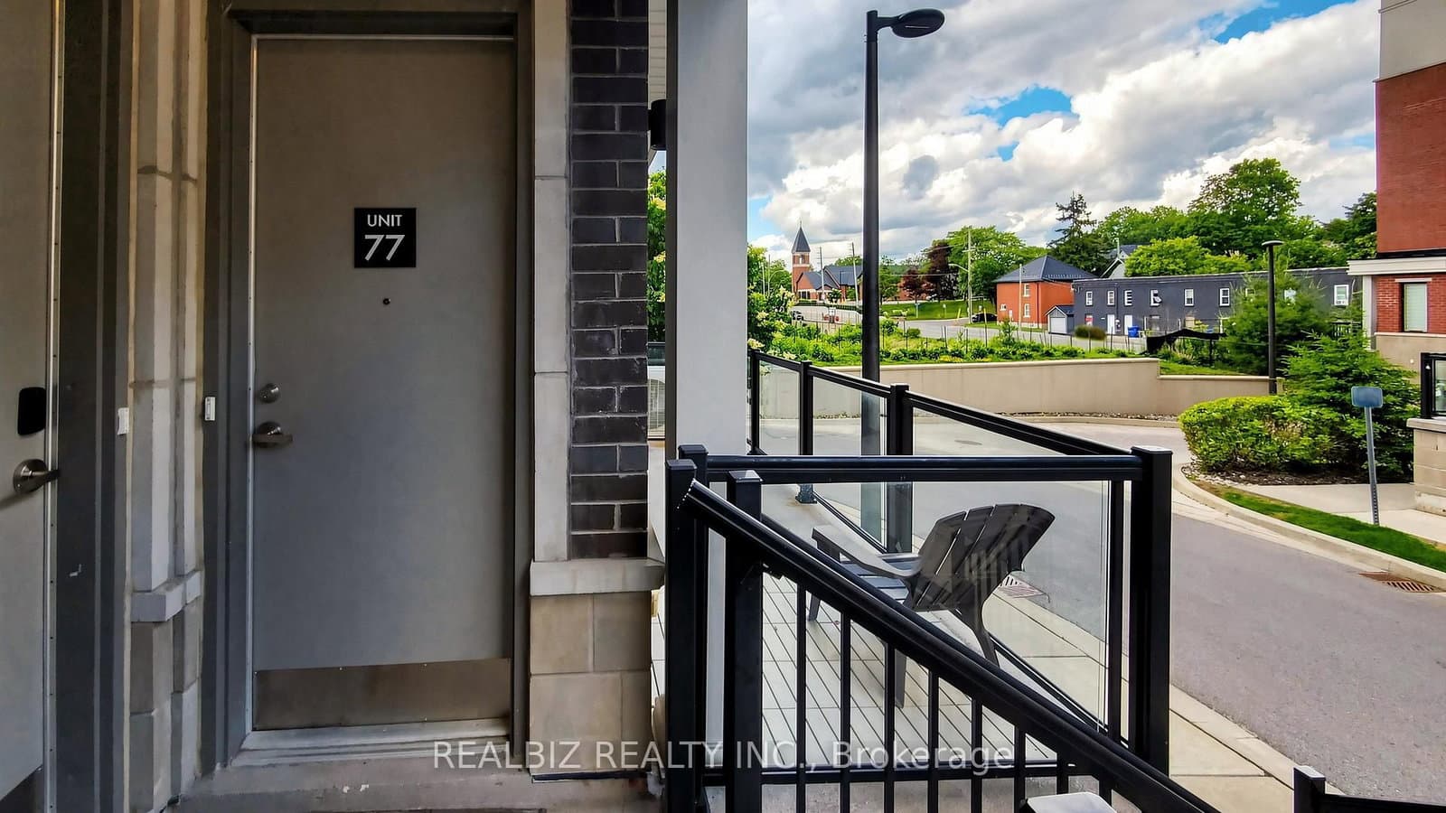 400 Alex Gardner Circle, Unit 77 thumbnail 4