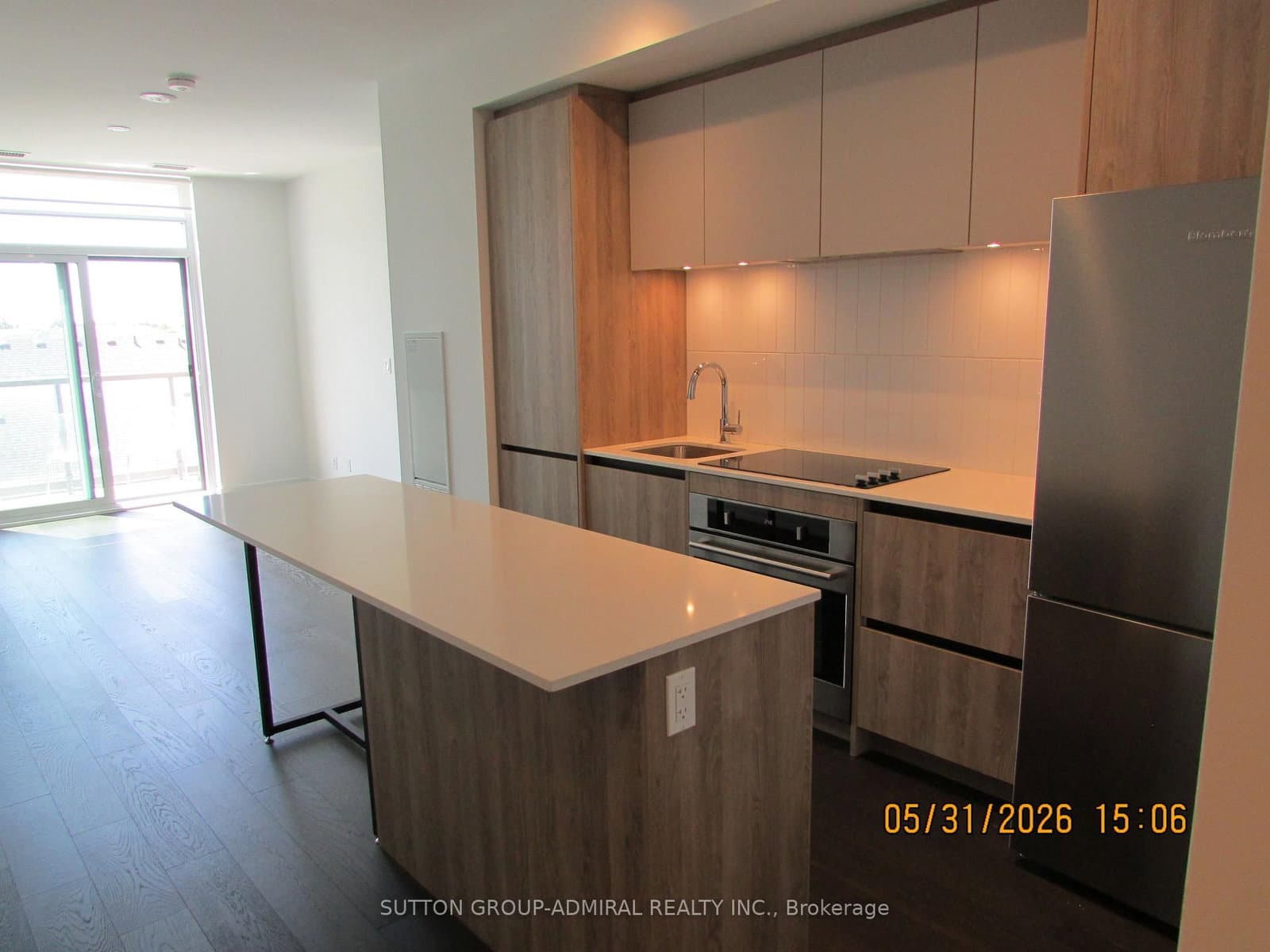 8 Beverley Glen Boulevard, Unit 414 thumbnail 2