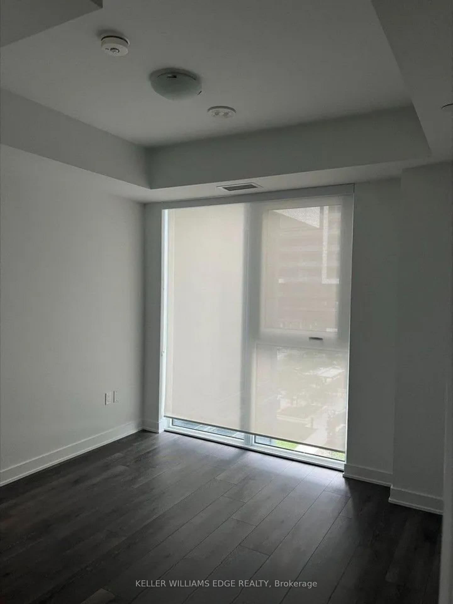 105 Oneida Crescent, Unit 401 thumbnail 5
