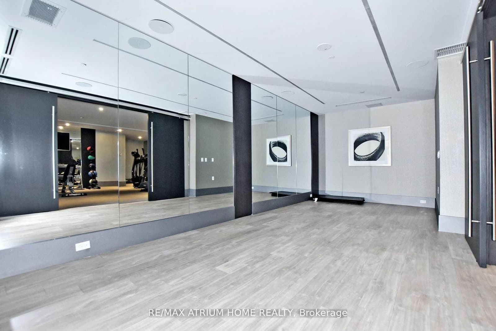 20 Fred Varley Drive, Unit 324 thumbnail 23