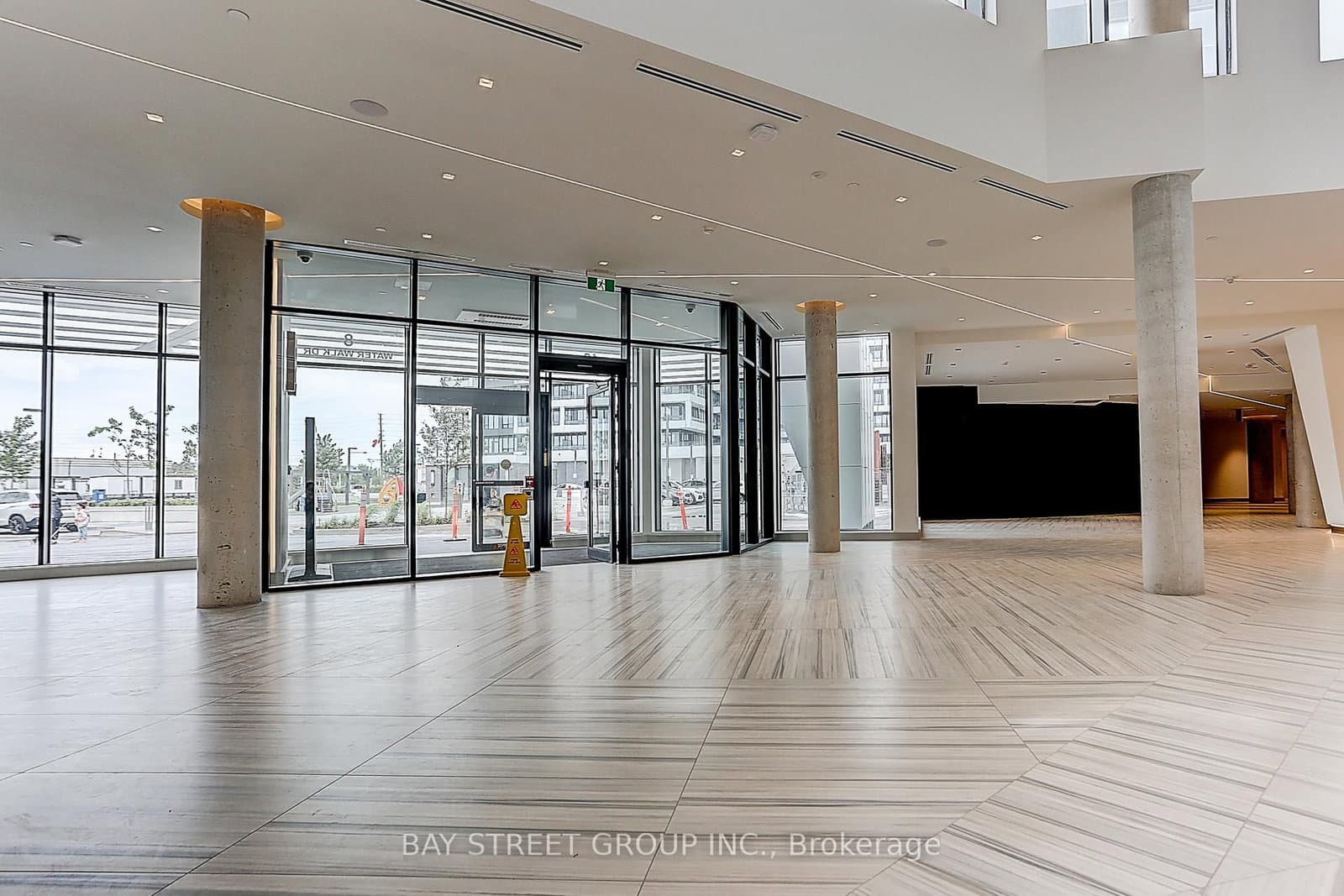 8 Water Walk Drive, Unit 105 thumbnail 3