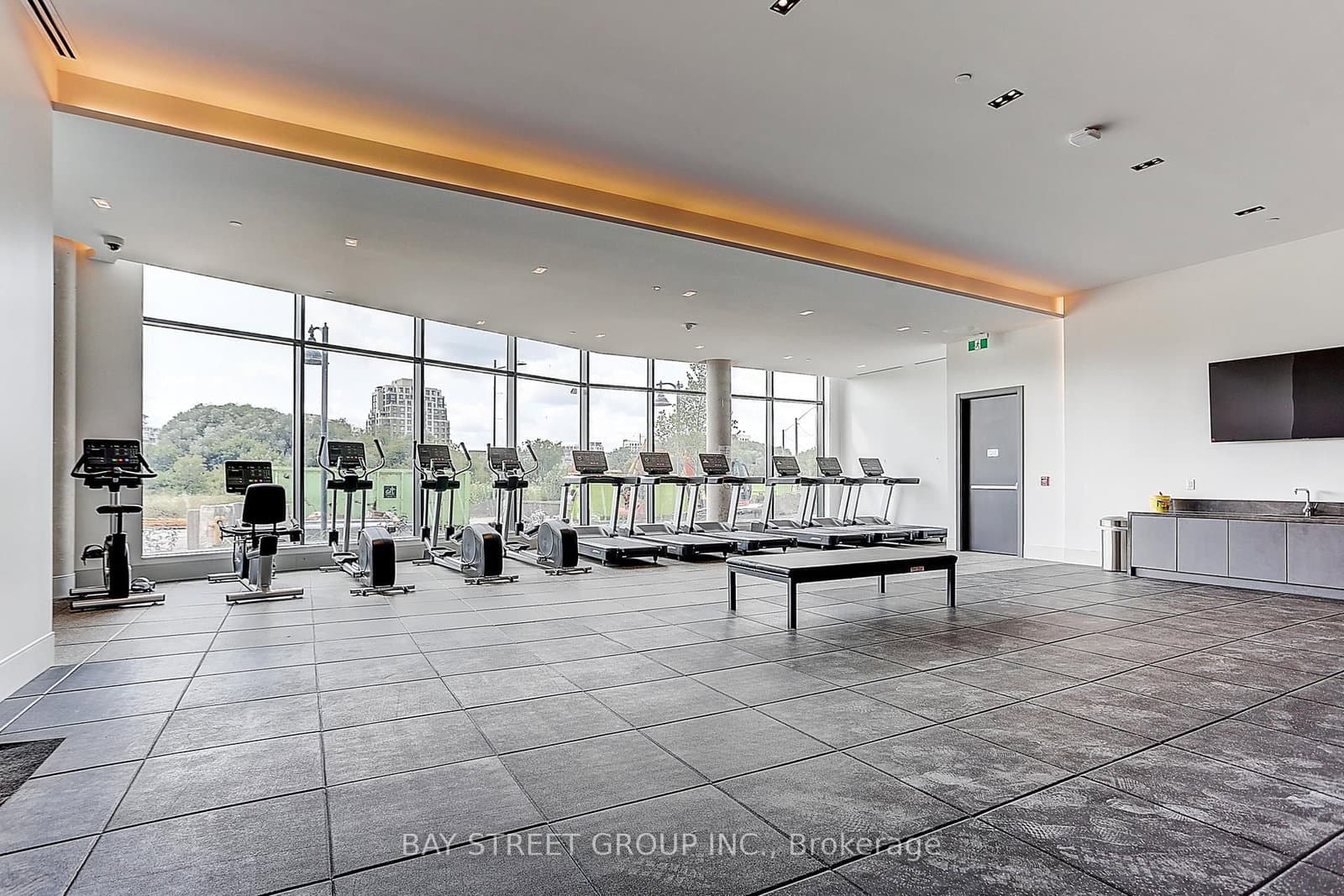 8 Water Walk Drive, Unit 105 thumbnail 46