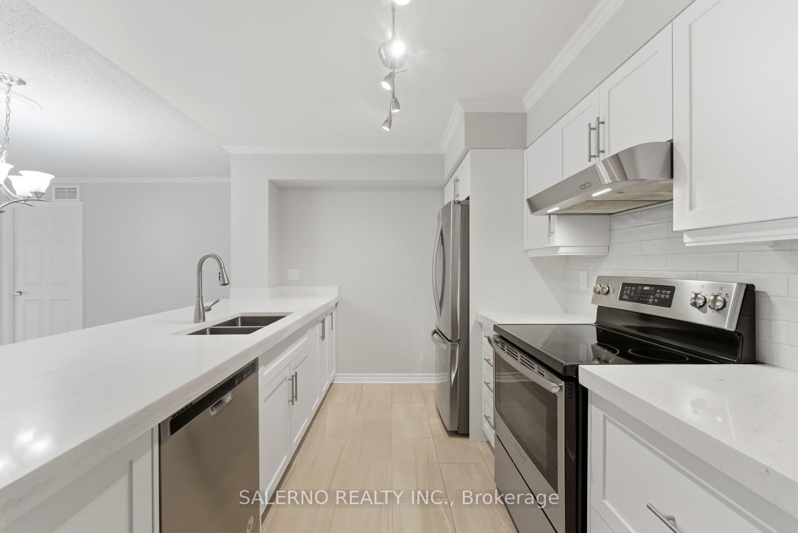 141 Woodbridge Avenue, Unit 312 thumbnail 9