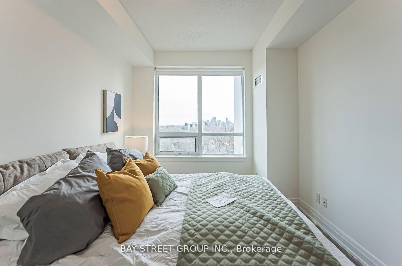 7167 Yonge Street, Unit 718 thumbnail 27