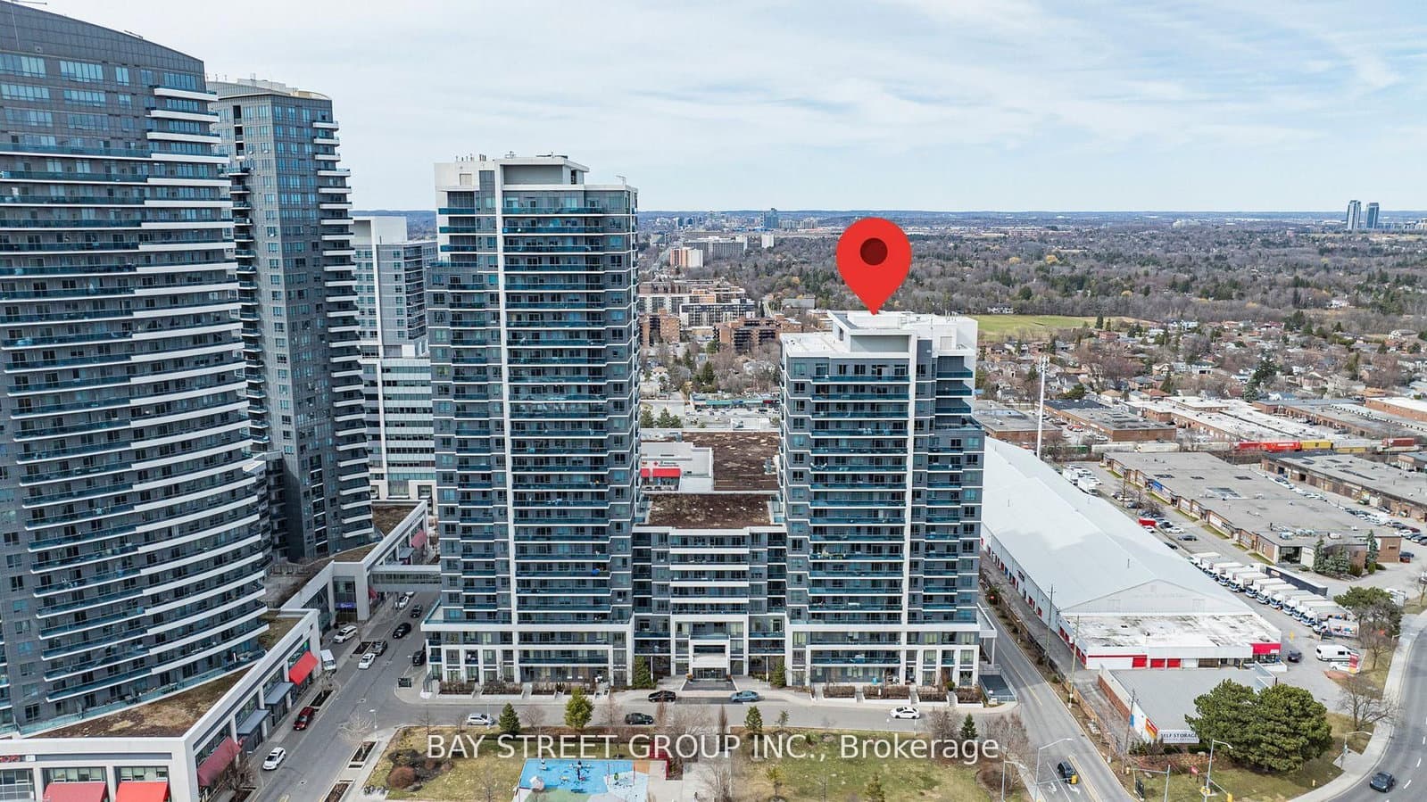 7167 Yonge Street, Unit 718 thumbnail 3