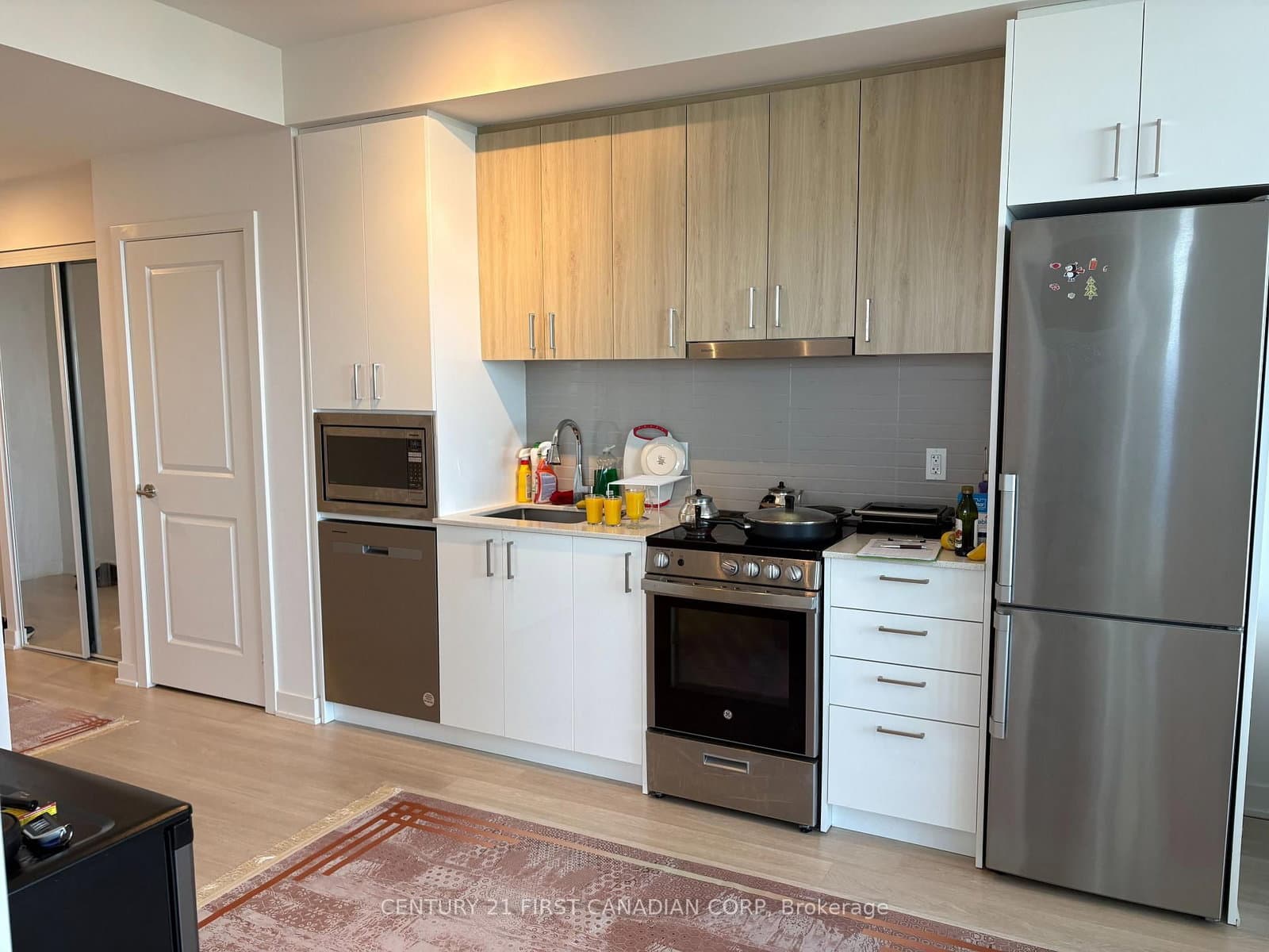 50 Upper Mall Way, Unit B-3011 thumbnail 13