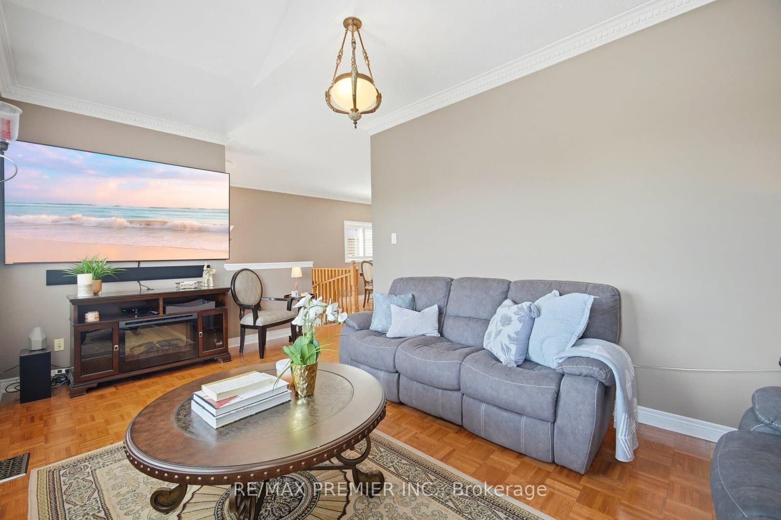 137 Blackthorn Drive thumbnail 14