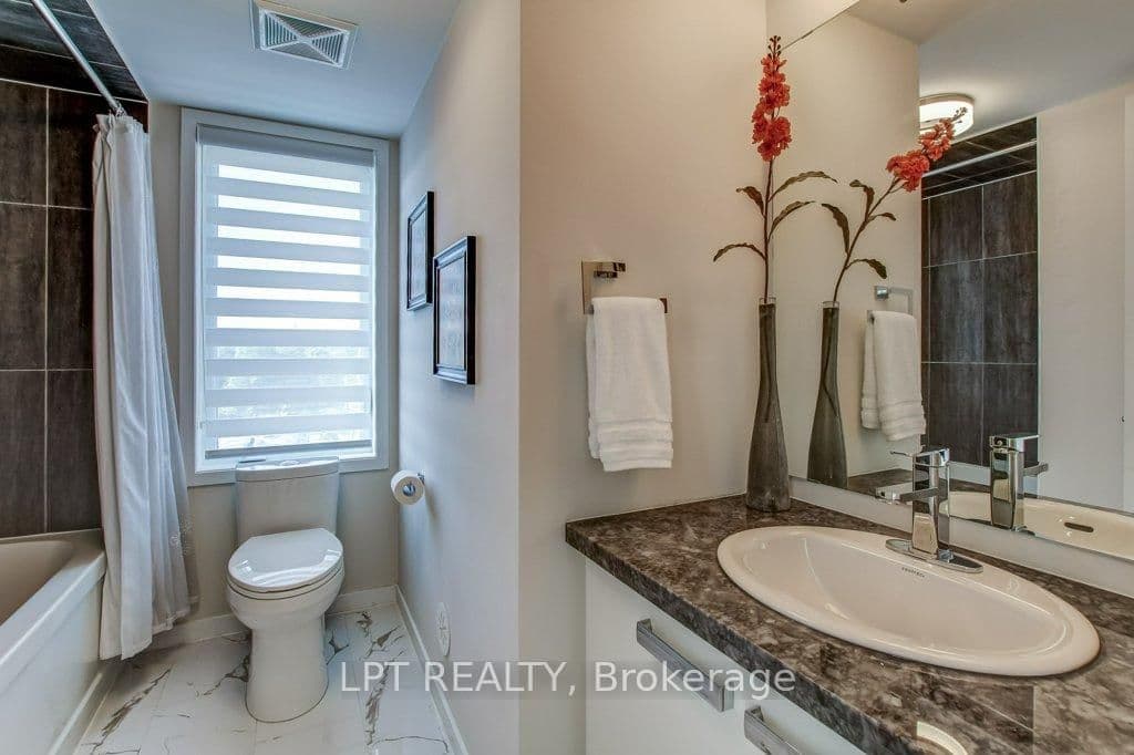 300 Alex Gardner Circle, Unit 64 thumbnail 15