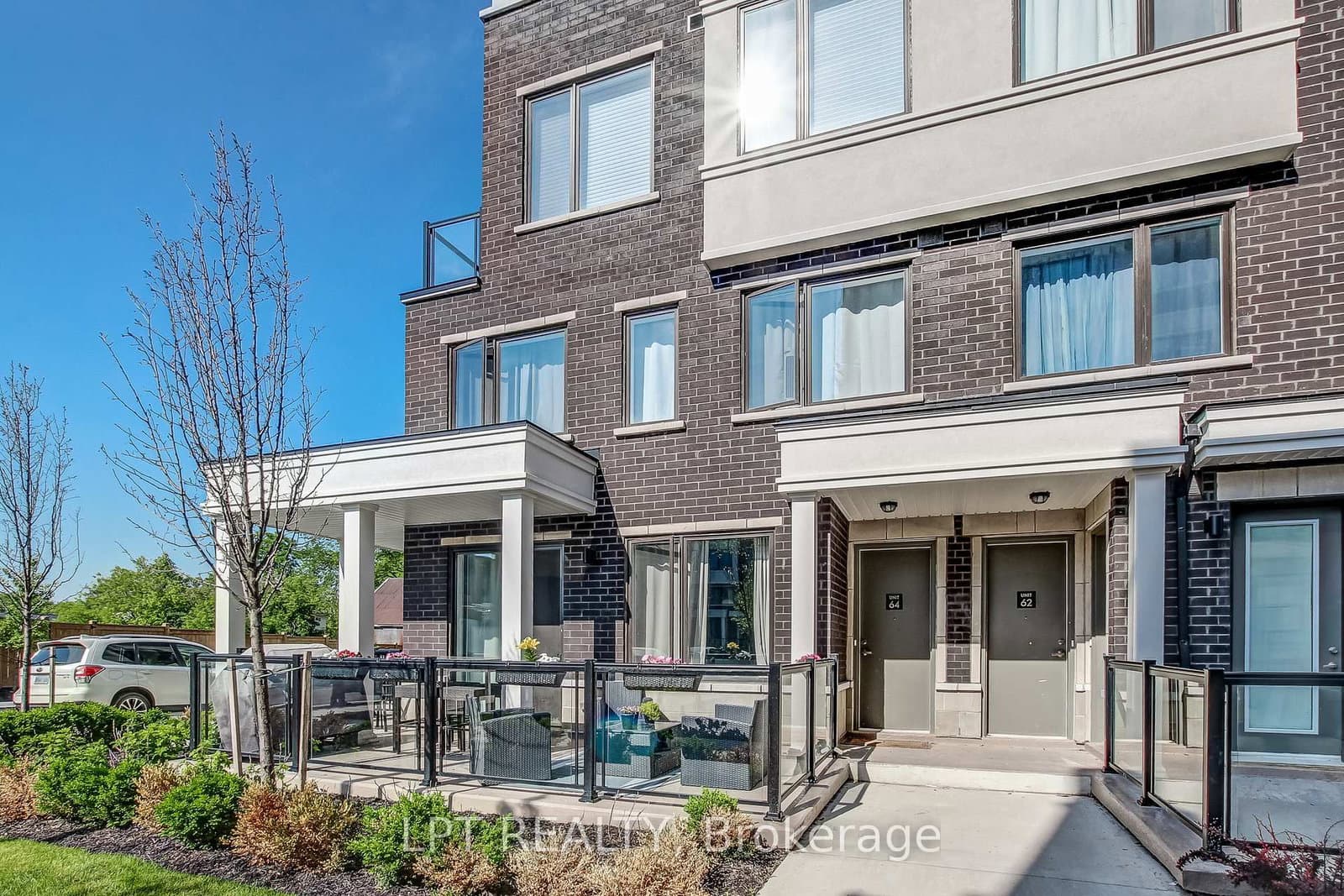 300 Alex Gardner Circle, Unit 64 thumbnail 2