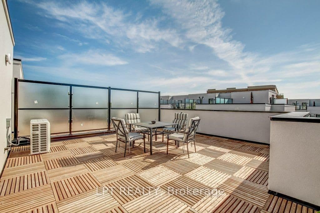 300 Alex Gardner Circle, Unit 64 thumbnail 23