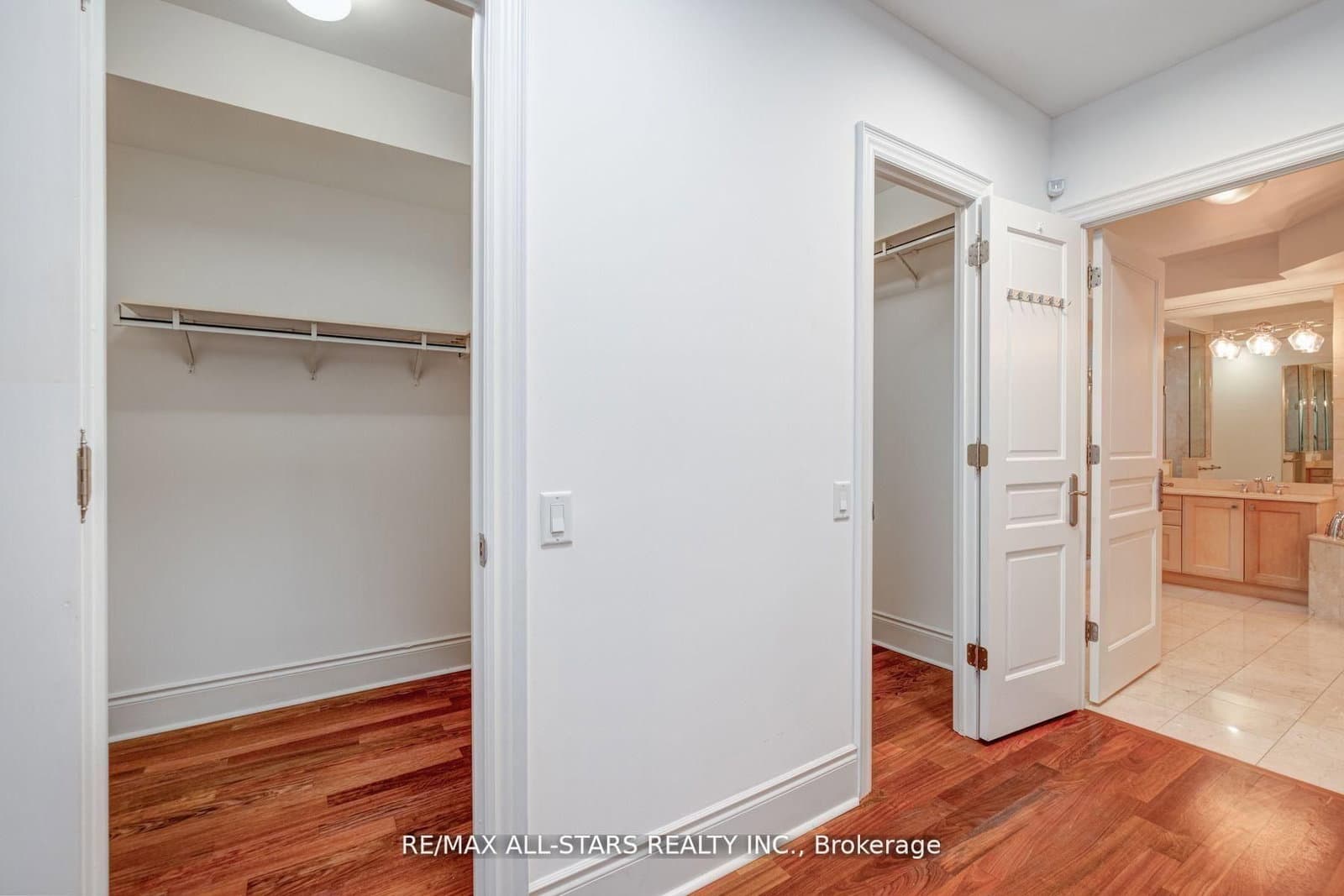 7071 Bayview Avenue, Unit 211 thumbnail 12