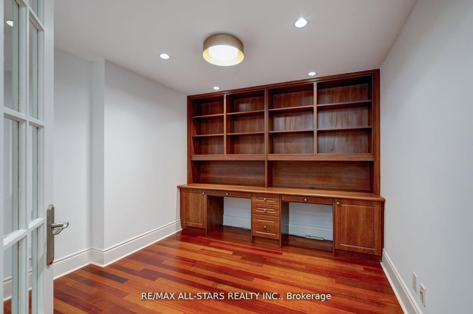7071 Bayview Avenue, Unit 211 thumbnail 6