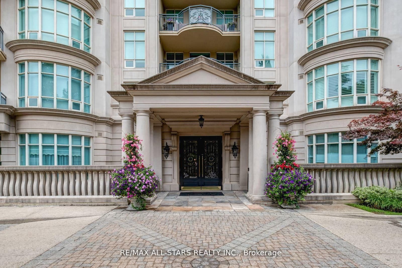 7071 Bayview Avenue, Unit 211 thumbnail 9