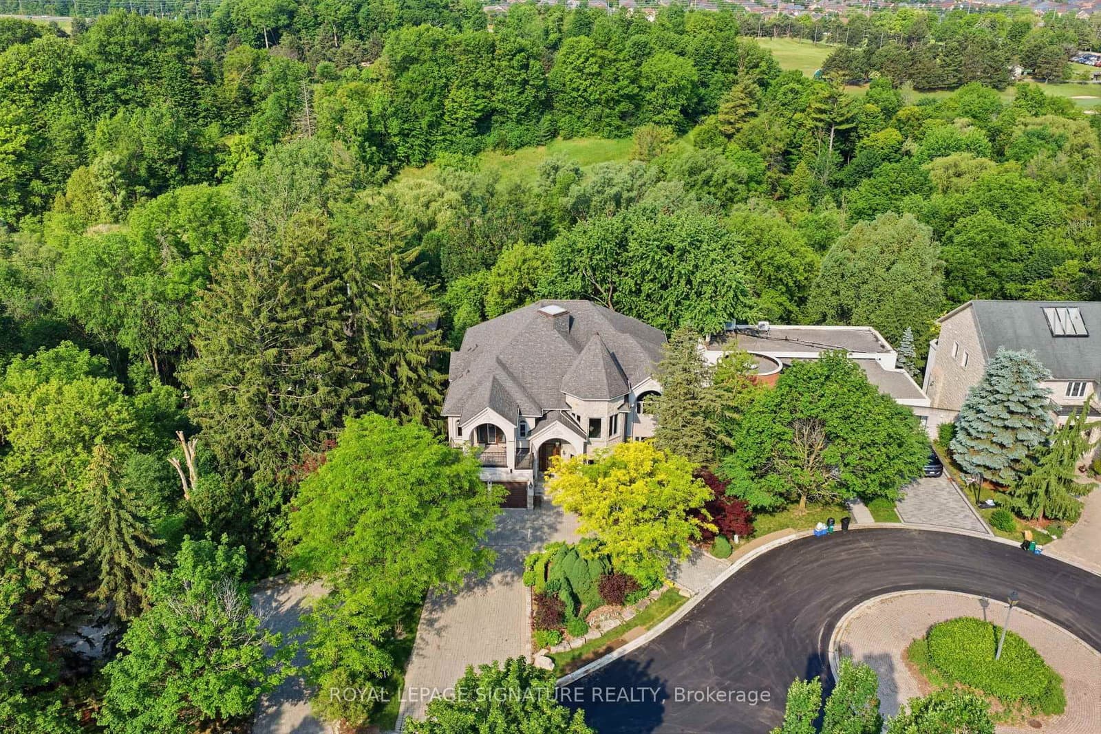 217 Garden Avenue - Image 1