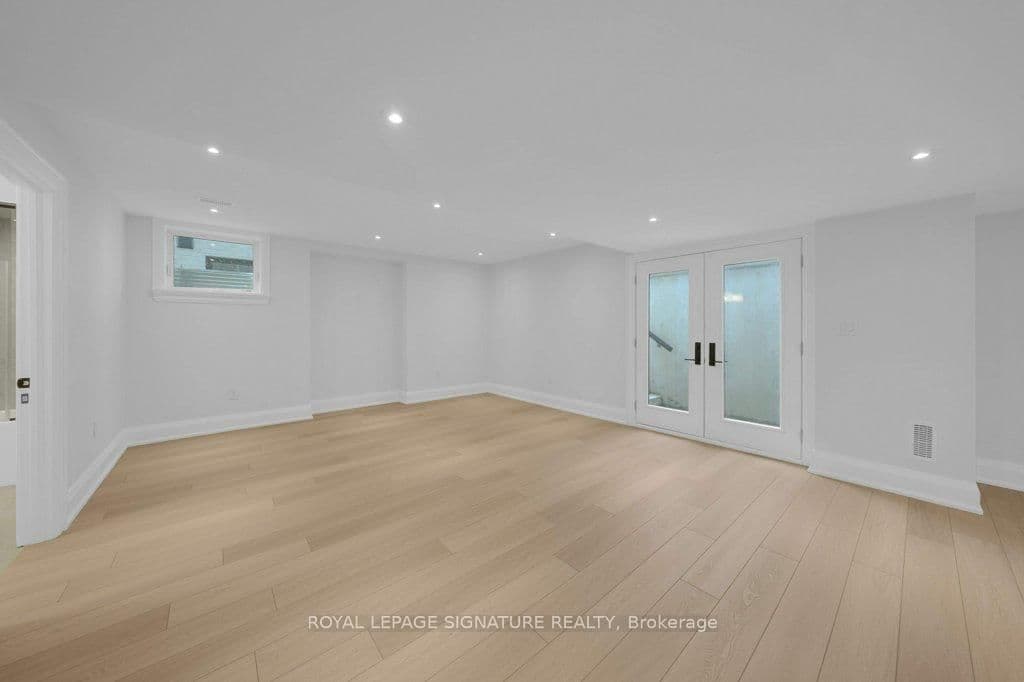 92 Howard Road thumbnail 37