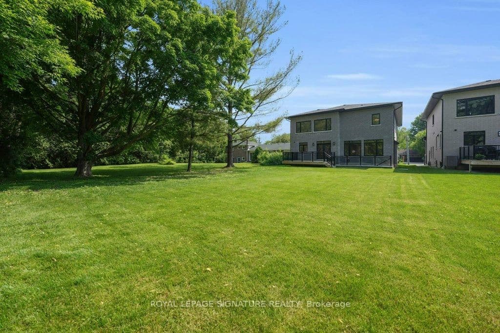 92 Howard Road thumbnail 41