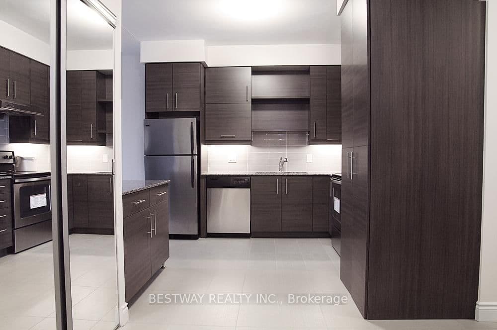277 South Park Road, Unit 711 thumbnail 2